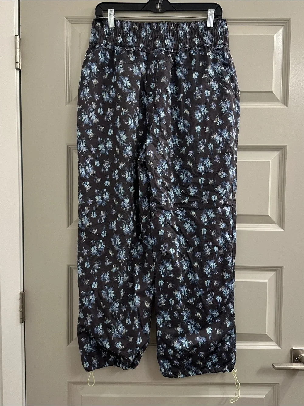 Free People NWOT Break My Heart Pants